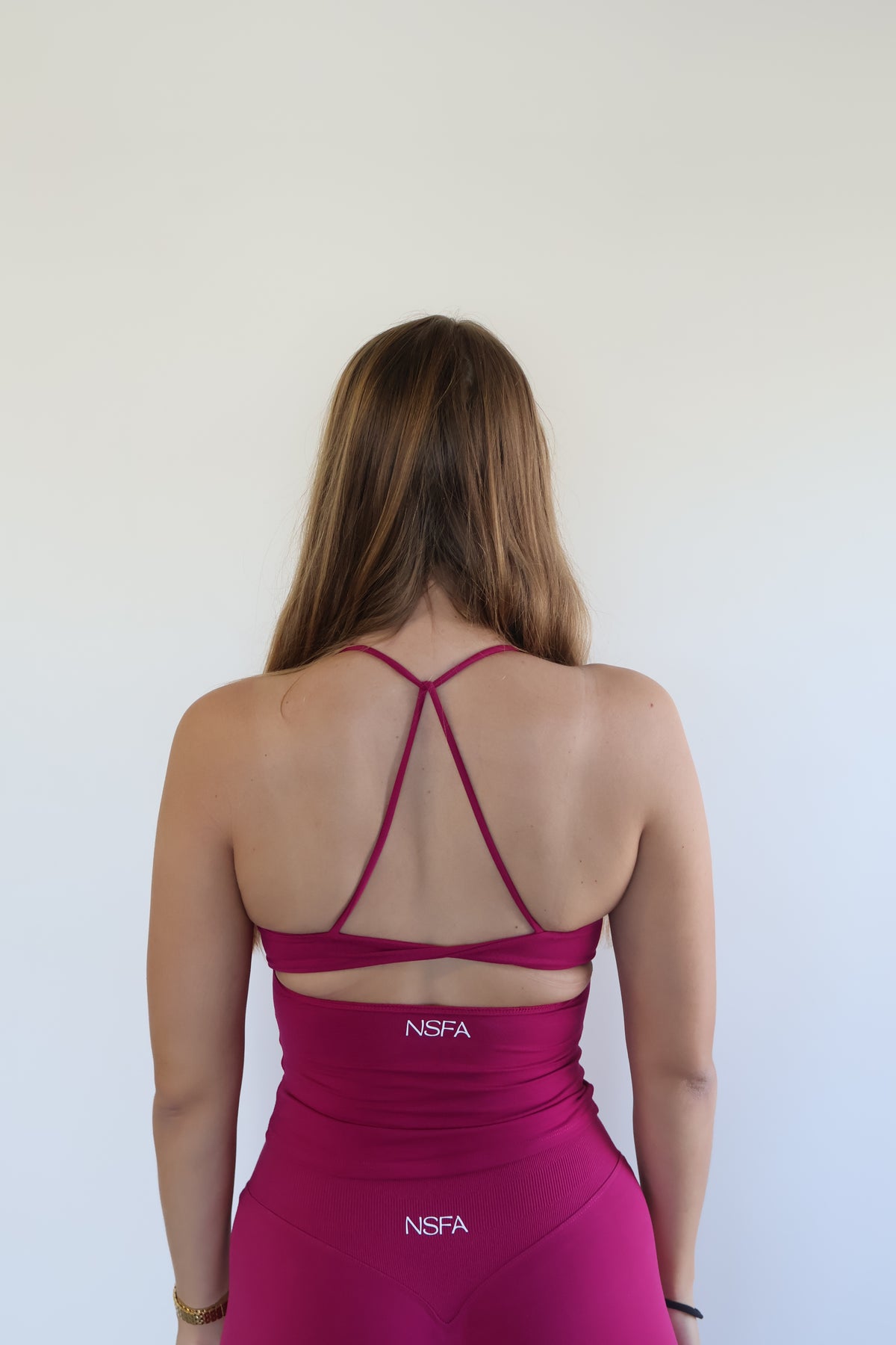 Signature Sculpt Twist Tank Berry