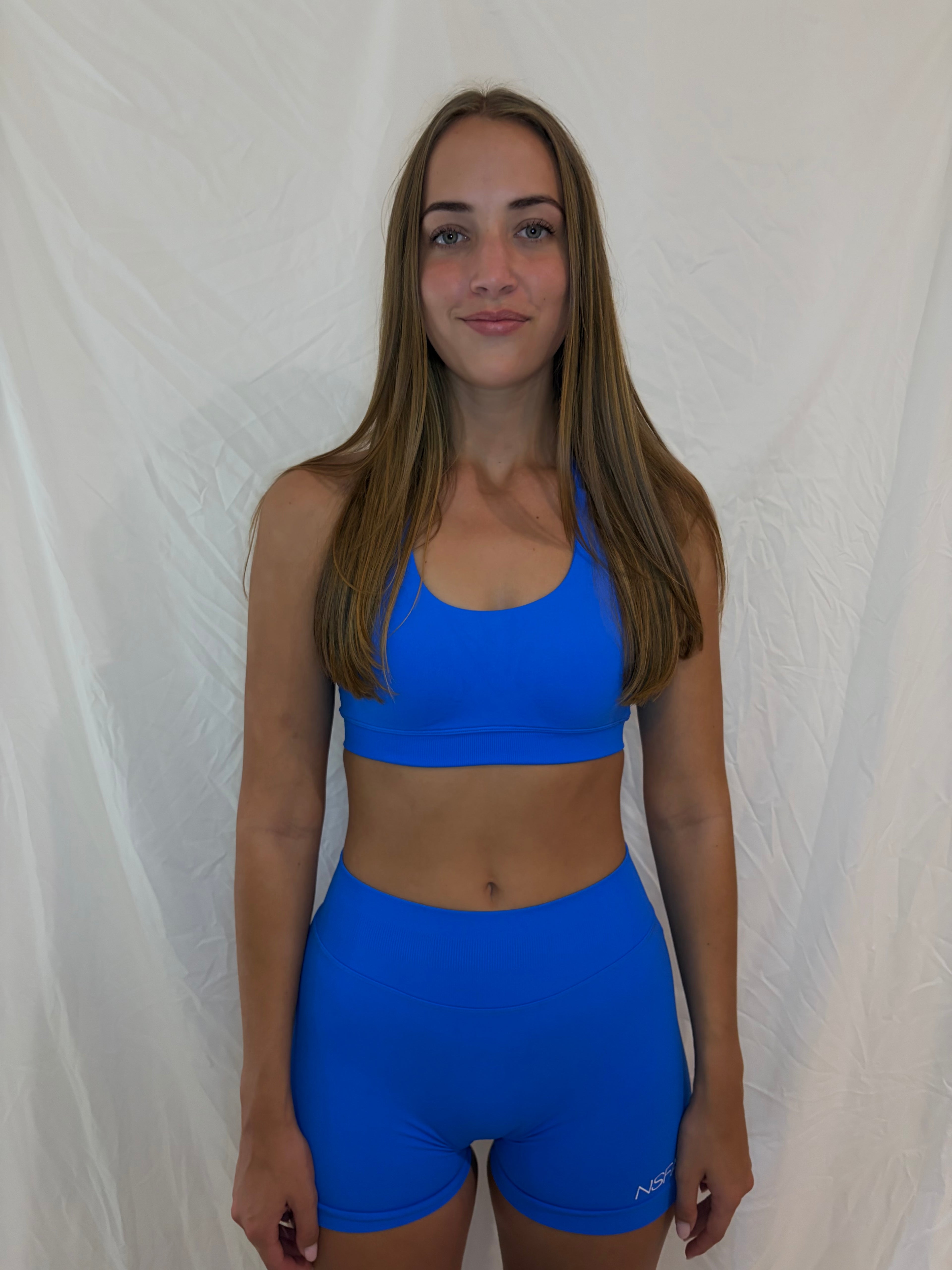 Signature Sculpt Scoop Halter Bra Electric Blue