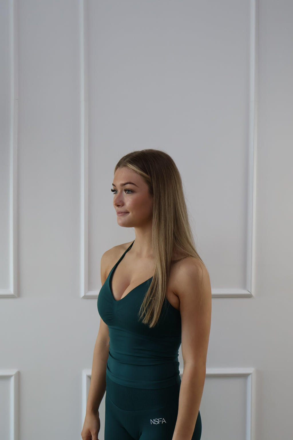 Signature Sculpt Scrunch Tank Pine Green
