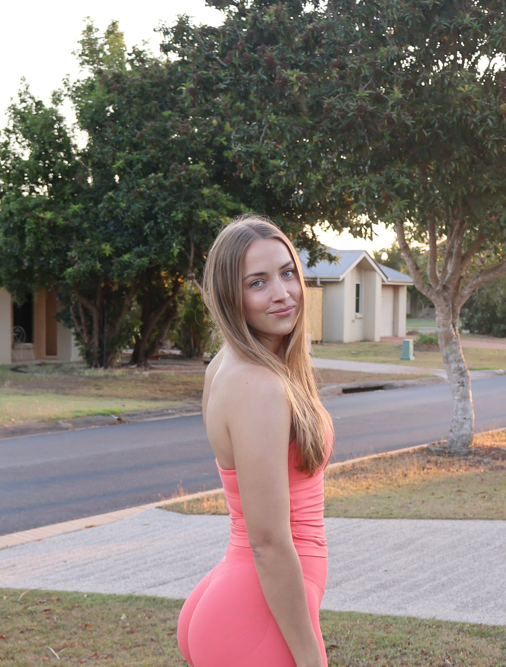 Signature Sculpt Scrunch Tank Coral
