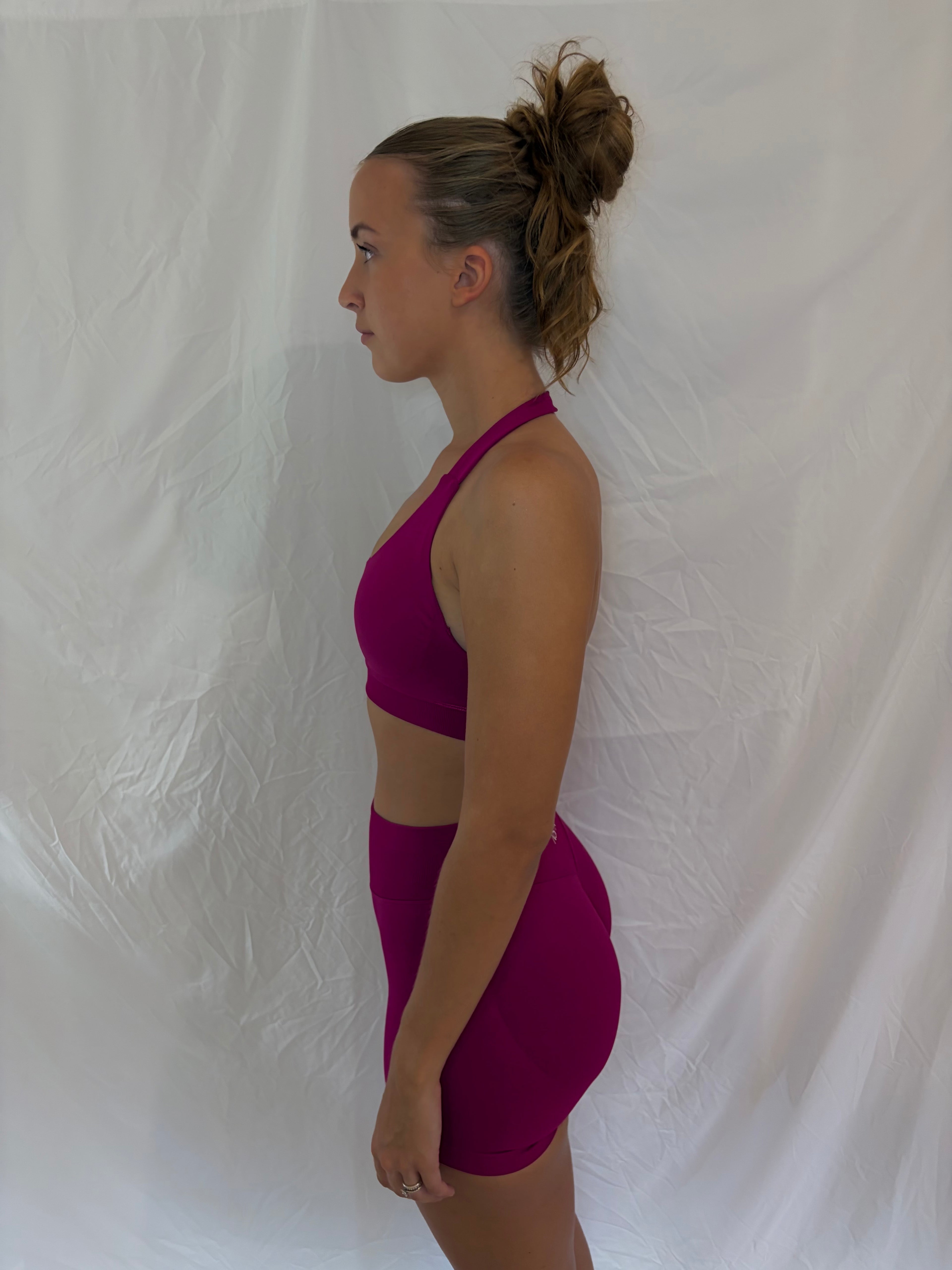 Signature Sculpt Scoop Halter Bra Berry