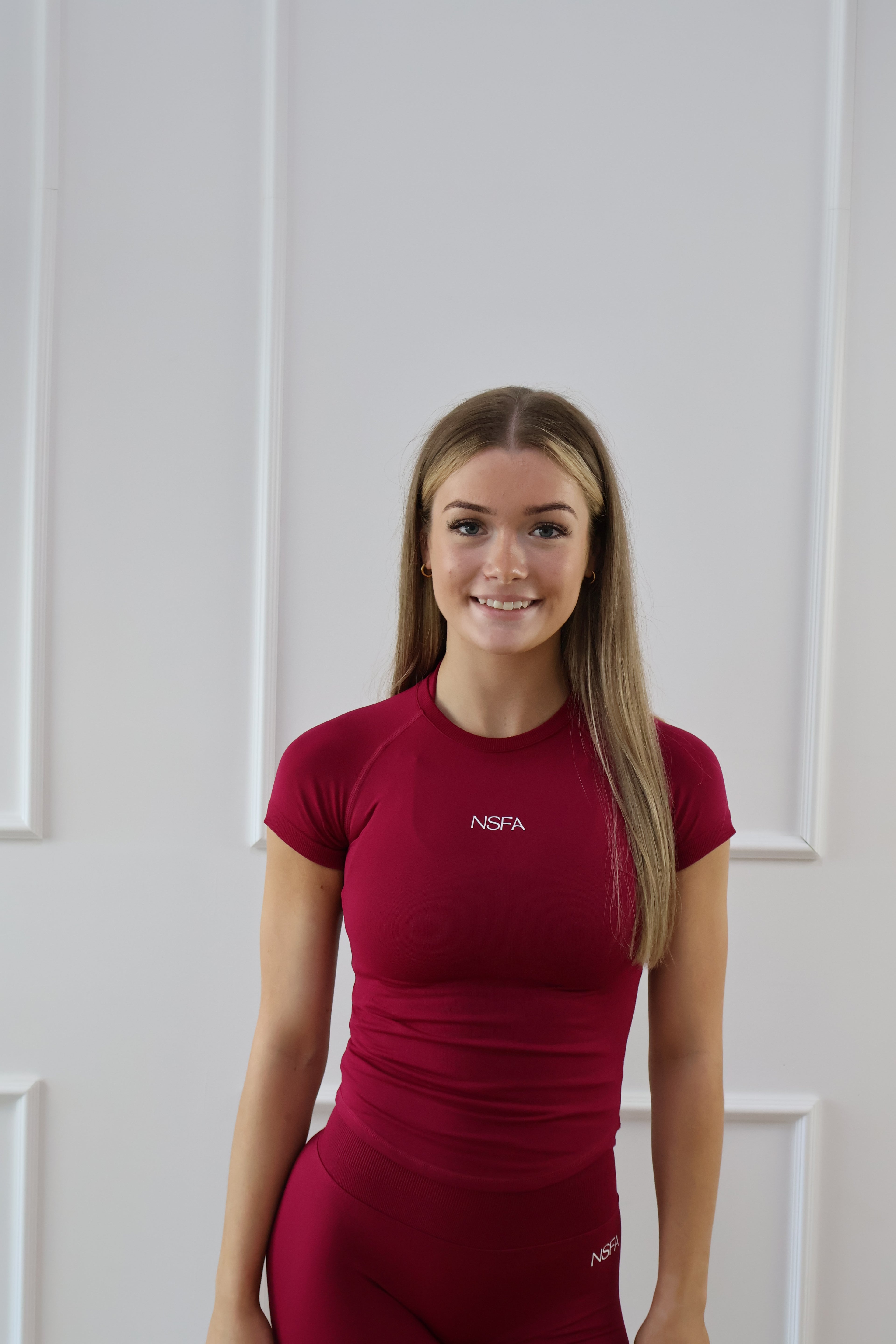 Signature Sculpt Compression Tee Dragonfruit