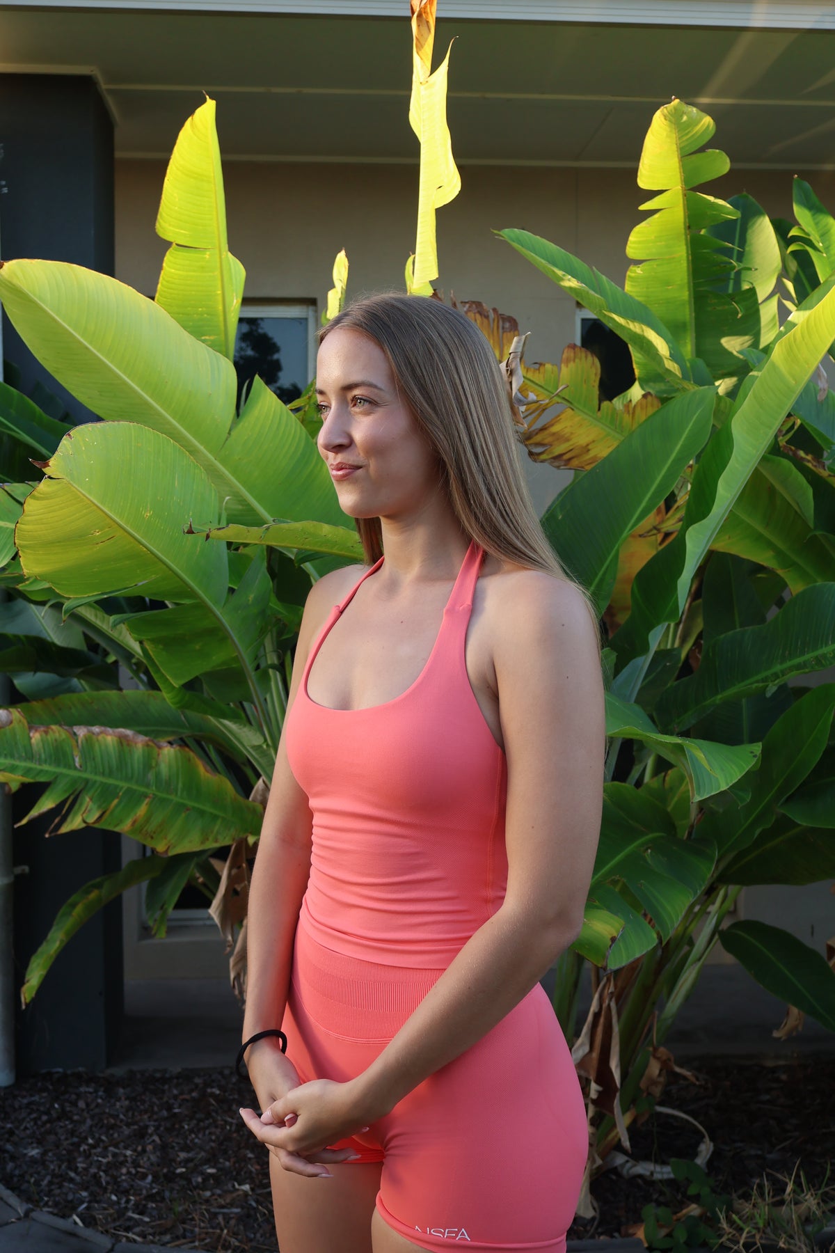 Signature Sculpt Scoop Tank Coral