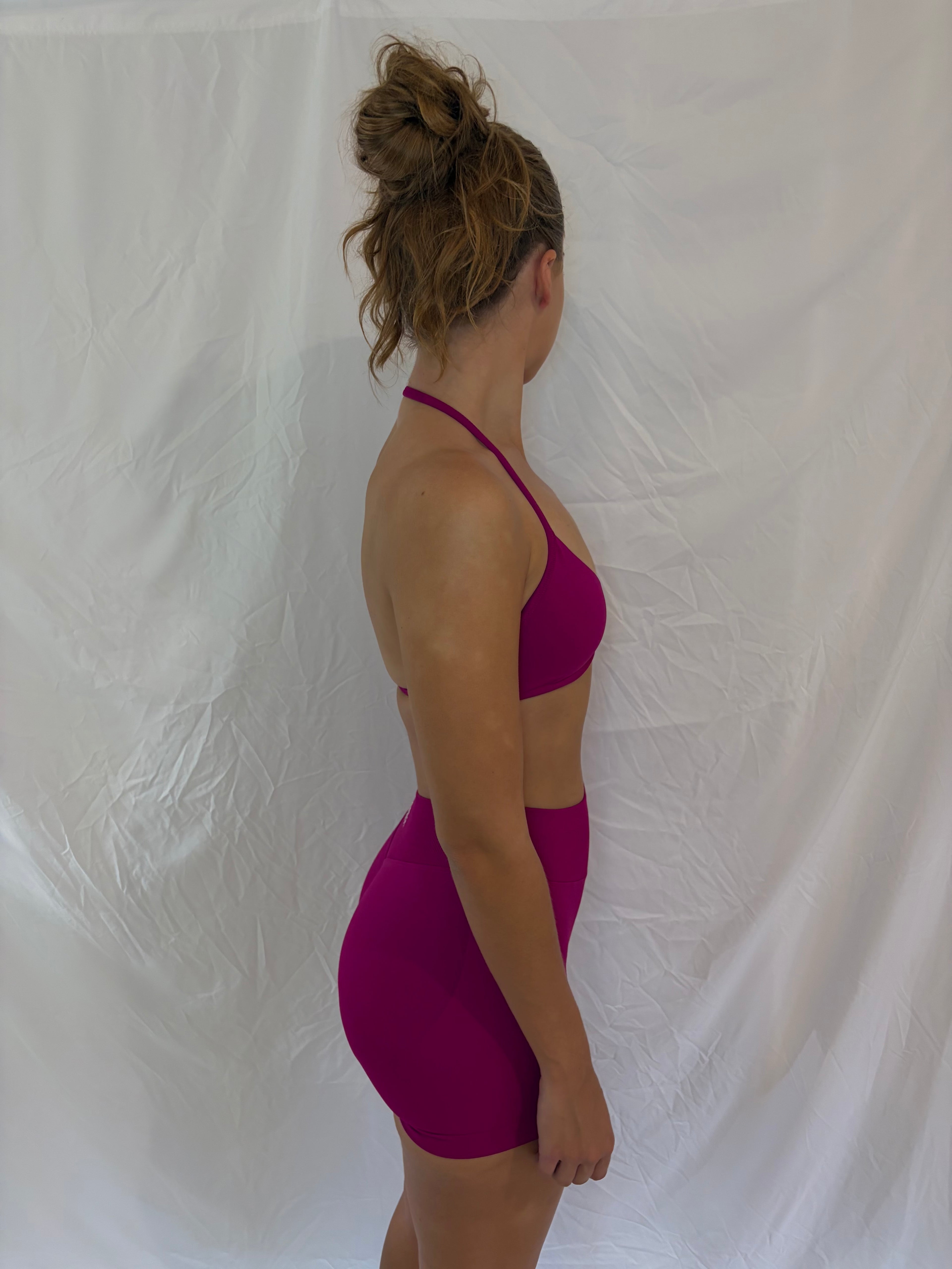 Signature Sculpt Scrunch Halter Bra Berry