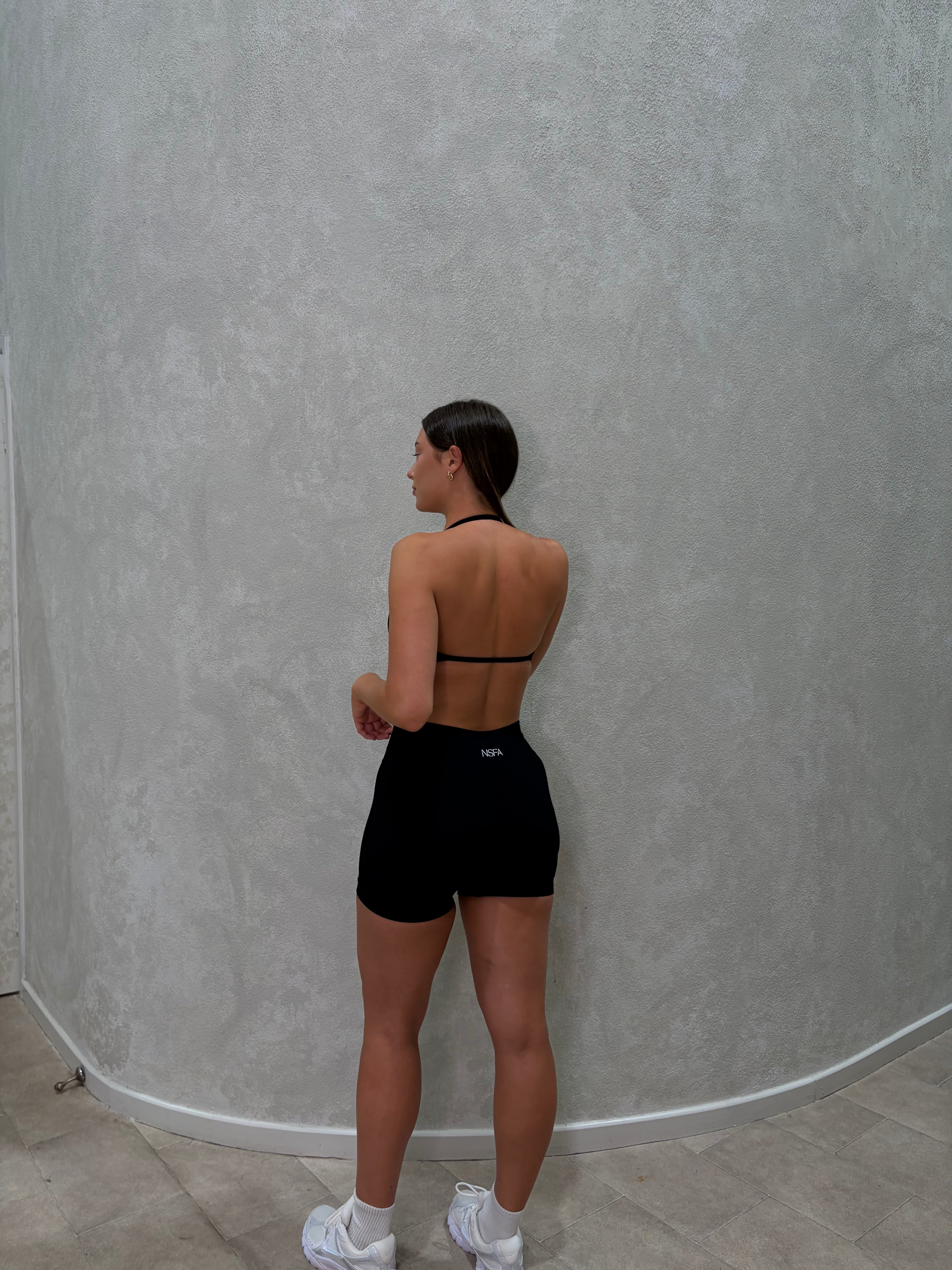 Signature Sculpt Scrunch Halter Bra Black