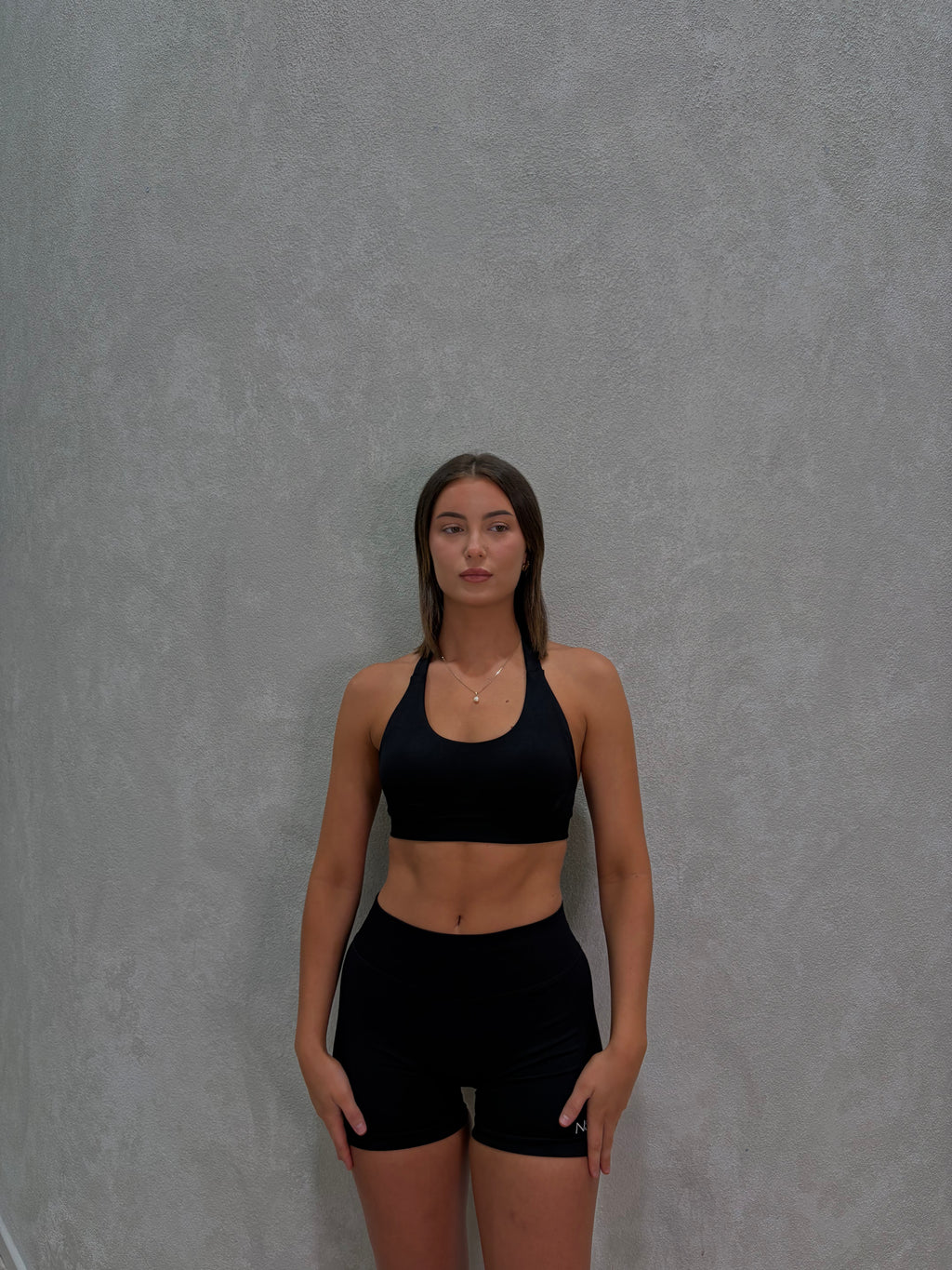 Signature Sculpt Scoop Halter Bra Black