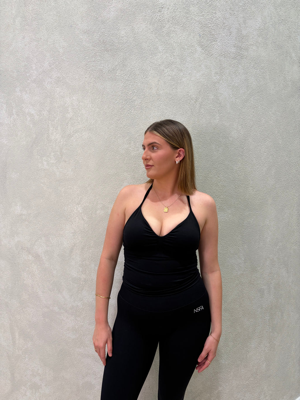 Signature Sculpt Scrunch Tank Black